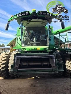 2018 John Deere S790