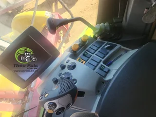 2017 Claas Tucano 570