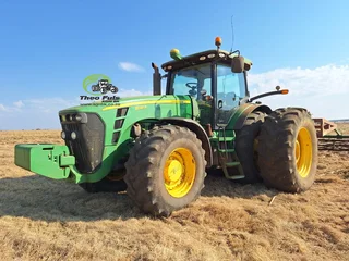 2010 John Deere 8320R