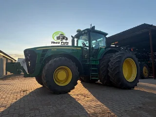 2008 John Deere 8230