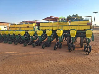 Tatu No - Till Planter