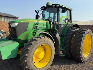 2021 John Deere 6195M