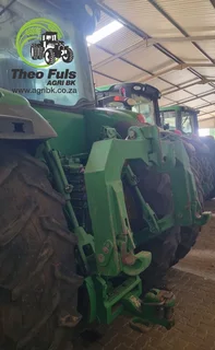 2016 John Deere 8245R