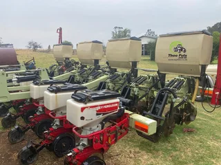 Orthman Massey Ferguson 555