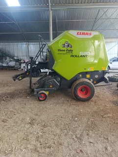 2022 Claas 520RC Rollant
