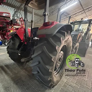 2016 McCormick B100 Max