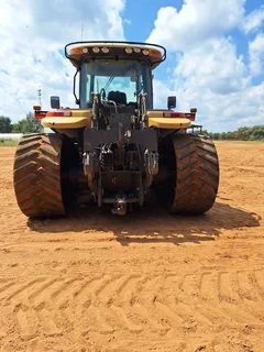 2010 Challenger MT855C