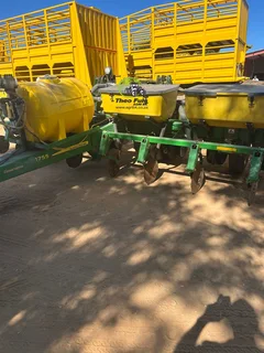 2020 John Deere 1755