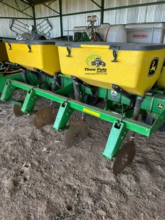 2020 John Deere 1755