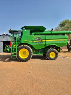 2022 John Deere S770
