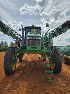 2017 John Deere 4730