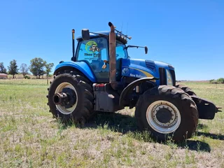2009 New Holland T8040