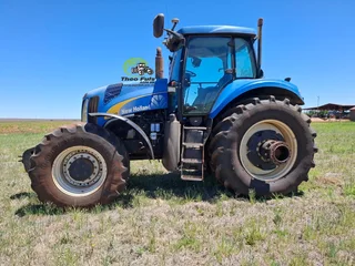 2009 New Holland T8040