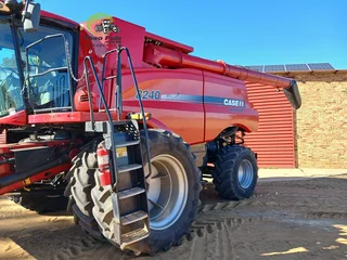 2015 Case IH 8240