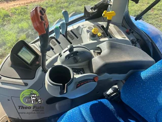 2022 New Holland T7060