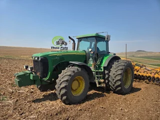 John Deere 8420