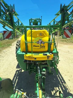 2025 John Deere M732i