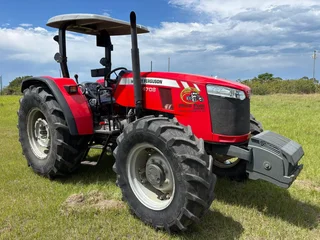 2018 Massey Ferguson 4708