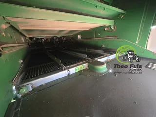 2004 John Deere STS 9660