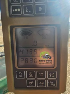 2004 John Deere STS 9660