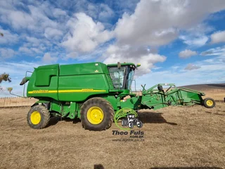 2004 John Deere STS 9660