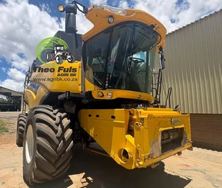 2022 New Halland CR6.80