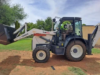 2014 Terex TLB890