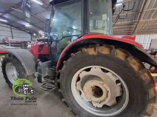 2020 Massey Ferguson 6711R