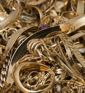 Old And Broken Jewellery Wanted