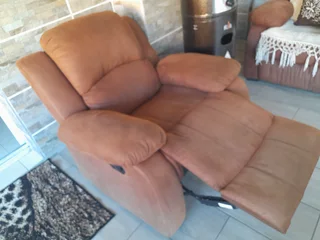 3 piece recliner lounge suite