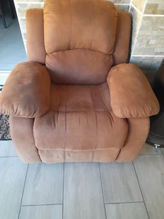 3 piece recliner lounge suite