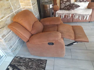 3 piece recliner lounge suite