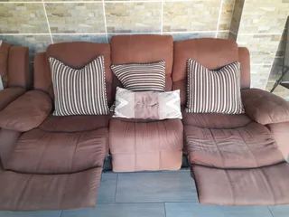 3 piece recliner lounge suite
