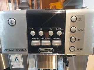 Delonghi primaDonna esam6600 automatic coffee machine