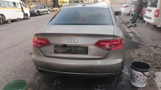 Audi A4 B8 automatic stripping for parts