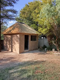 Lapa and Thatch roofing