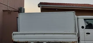 2000 Hyundai H100 coldroom box body R8000 negotiable