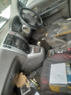 2006 HYUNDAI TUCSON 2.0 2x4 FOR STRIPPING