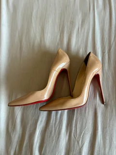 Christian Louboutin So Kate heels Size 39