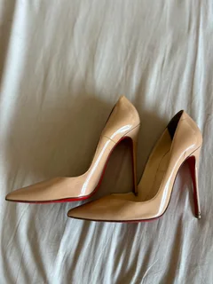 Christian Louboutin So Kate Heels size 39. Includes Dustbag and recipient of purchase
