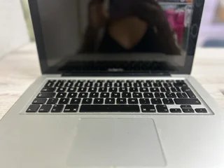 apple mac bookpro 13 inch
