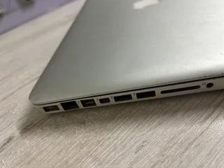 apple mac bookpro 13 inch