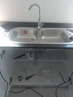 Plumber. Geyser installation. Bathroom renovation. Blocked drains. Burst pipes. Leaking toilets