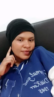 A Hard Working  Girl  Looking For A Job