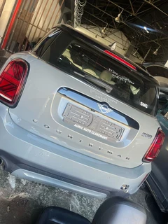 Stripping Mini Cooper Country Man