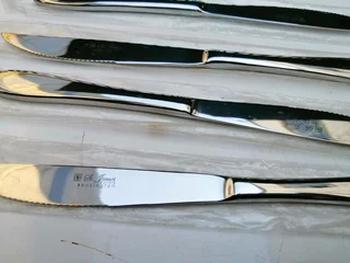 Kensington Steak knives dozen