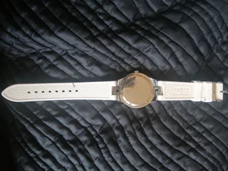 GUESS W10615L1Women&#39;s watch with multifunction date