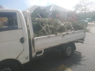 Bakkie for hire around Somerset West strand Gordon&#39;s call or WhatsApp 0788888100