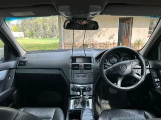 2010 Mercedes Benz C180 Kompressor .