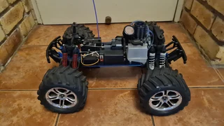 Traxxas T-maxx 3.3 Truck&#43;Radio